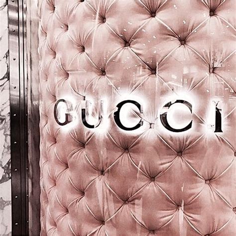 gucci rose gold wallpaper|Gucci snoopy wallpaper.